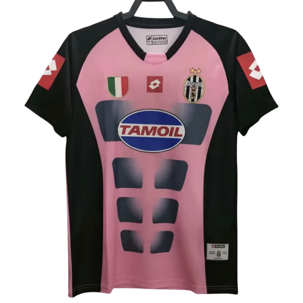 2002-03  Juventus Retro Jersey Goalkeeper Pink